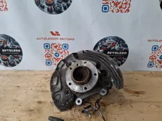 Кулак передний левый BMW 335D