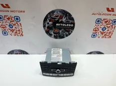Магнитола Mercedes benz CLS550
