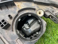 Фара правая BMW 330E