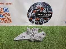 Кронштейн генератора Maserati Ghibli