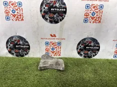 Кронштейн двигателя Land Rover Range Rover Evoque