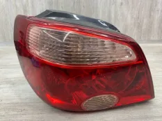 Фонарь MITSUBISHI OUTLANDER