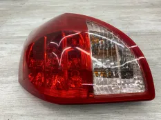 Фонарь TOYOTA RAV4