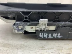 Дисплей компьютера BMW 5