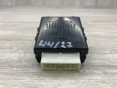 Блок управления стеклоочистителем TOYOTA RAV4