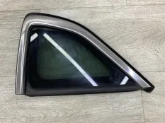 Стекло кузовное боковое KIA CEE'D