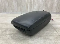 Подлокотник AUDI A6