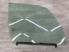 Стекло двери SUZUKI SX4