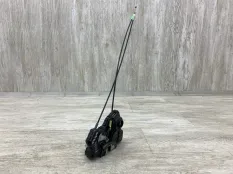 Замок двери TOYOTA RAV4