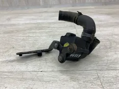 Насос водяной помпа VOLKSWAGEN PASSAT B7