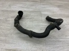 Патрубок системы охлаждения VOLKSWAGEN PASSAT B7