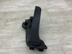 Педаль газа VOLKSWAGEN PASSAT B6