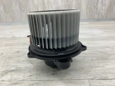 Моторчик печки HYUNDAI i30