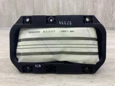 Подушка безопасности пассажира VOLVO V60