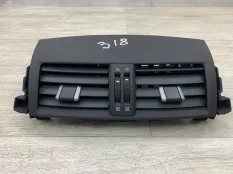 Дефлектор обдува салона центральный TOYOTA RAV4