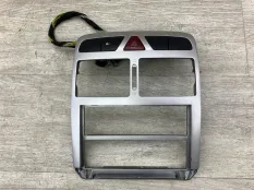 Рамка под магнитолу PEUGEOT 307