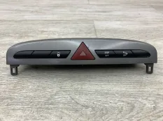 Кнопка аварийной сигнализации PEUGEOT 308 SW