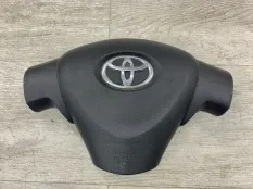 Подушка безопасности в руль TOYOTA AURIS