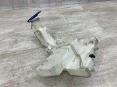 Бачок омывателя VOLKSWAGEN PASSAT