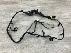 Проводка двери MITSUBISHI GRANDIS