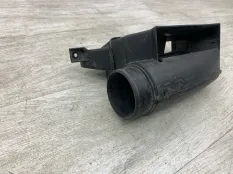 Воздухозаборник VOLKSWAGEN PASSAT B7