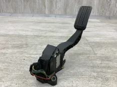 Педаль газа TOYOTA YARIS