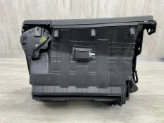 Бардачок KIA CEE'D
