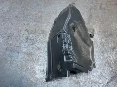 Декоративная крышка двигателя SUZUKI SWIFT