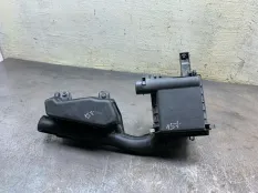 Корпус воздушного фильтра TOYOTA AURIS