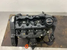 Двигатель ДВС голый столбик VOLKSWAGEN PASSAT B7