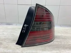 Фонарь SUBARU LEGACY