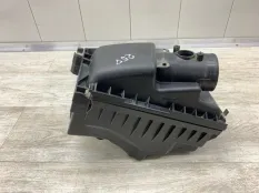 Корпус воздушного фильтра TOYOTA AVENSIS