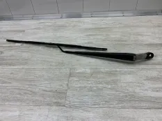 Щеткодержатель TOYOTA COROLLA VERSO