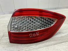 Фонарь FORD MONDEO 4