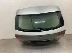 Крышка багажника TOYOTA AVENSIS