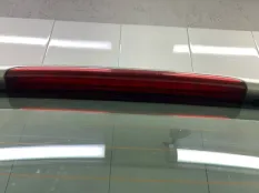 Крышка багажника TOYOTA AVENSIS