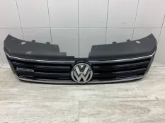 Решетка радиатора VOLKSWAGEN PASSAT B7