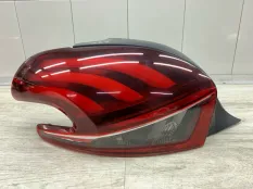 Фонарь PEUGEOT 208