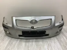 Бампер TOYOTA AVENSIS