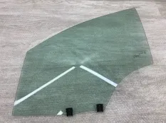 Стекло двери CITROEN C4