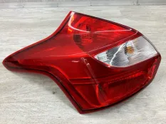 Фонарь FORD FOCUS
