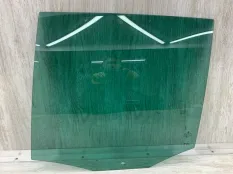 Стекло двери VOLKSWAGEN TIGUAN