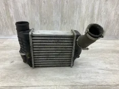Радиатор интеркулера AUDI A6