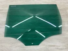 Стекло двери VOLKSWAGEN PASSAT B6