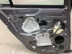 Дверь RENAULT MEGANE