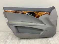 Обшивка двери MERCEDES-BENZ E-CLASS