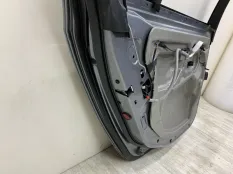 Дверь BMW 5