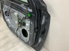 Дверь VOLVO V70