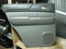 Обшивка двери NISSAN PATROL GR