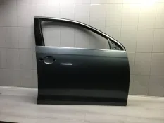 Дверь VOLKSWAGEN JETTA